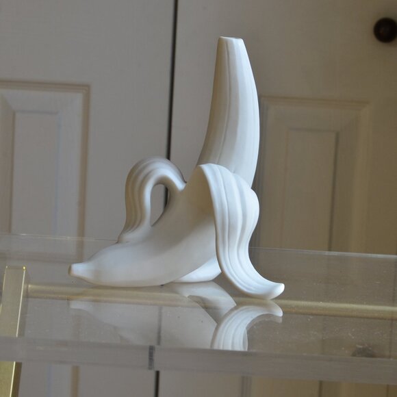 Jonathan Adler White Bisque Porcelain Peeled Banana Bud Vase - Picture 1 of 9